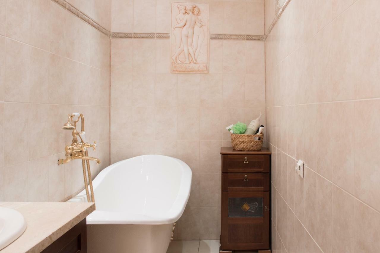 Classy Apartment In Good Neighbourhood Riga Ngoại thất bức ảnh